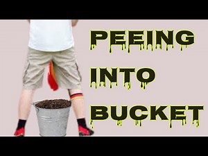man pising into a bucket | men peeing into a bucket | peeing sound | how to pee in public | happypee