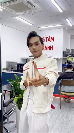🎉 Trung tâm bảo hành mới tại Tin Học Ngôi Sao đã chính thức hoạt động! 👉 Không gian rộng rãi, dịch vụ chuyên nghiệp 🥤 Có quầy nước miễn phí phục vụ khách hàng Hân hạnh đồng hành cùng bạn! ⭐️Đến với Tin Học Ngôi Sao, Bạn nhận được gì? ✔Ở ĐÂU RẺ, Ở ĐÂY RẺ HƠN ✔Miễn phí công Lắp đặt - cài đặt 100% ✔Miễn phí tư vấn xây dựng cấu hình máy ✔Miễn phí vận chuyển Toàn Quốc đến 100K ➖➖➖➖➖➖➖ STAR - LINH KIỆN MÁY TÍNH GIÁ RẺ 🌏Website: https://tinhocngoisao.com/ 📧Email: cskh@tinhocngoisao.com ☎Hotline: 1