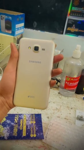 Samsung J7😇…￼ mobile repairing👍❤️