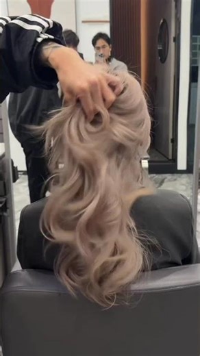 Transform Your Look: White Hair Color Showcase & Hair Perm Tips