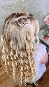 6.3K views · 495 reactions | Happy Monday!  We did double topsy tail ponies and are loving this new @octocurl method! The curls are so fun! Let us know if you would like a tutorial for this method!  The octocurl is linked in our bio-HEATLESS CURLERS and the topsy tail and rat tail comb are linked in our Amazon favorites! Long lasting clear elastics are from @theponypick code HAIR20 gets ya a discount! | Paisley’s Petals | Facebook
