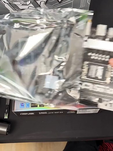 Building Your Dream Gaming PC: Adding the CPU