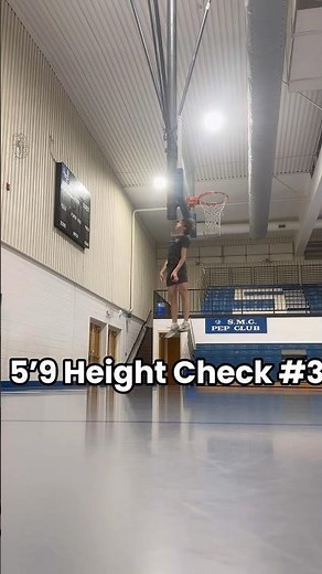 40inch VERT?? #vertical #verticaljumptraining #dunk #dunkbasketball #basketball #shorts