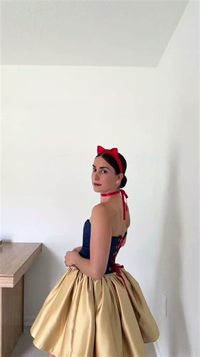 I Made a Couture Snow White Cosplay Dress | Cosplay Goes Couture Ep.31