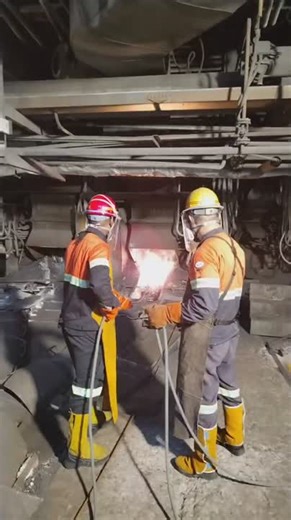 Flash smelting vs old pyrometallurgical processes: challenges and benefits | 𝐌𝐚𝐱𝐢𝐦𝐞 𝐊𝐀𝐋𝐔𝐁𝐀 posted on the topic | LinkedIn