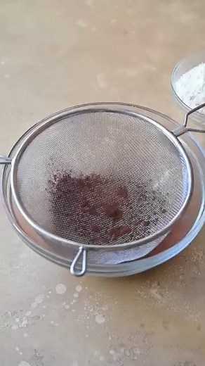 8.9K views · 248 reactions | RECIPE: https://rainbowplantlife.com/vegan-red-lentil-curry/ This Vegan Red Lentil Curry is a fan favorite and the BEST lentil curry you will ever try! It’s easy and quick, making it a perfect weeknight dinner! Plus, it’s creamy and indulgent but made with wholesome vegan ingredients! | Rainbow Plant Life | Facebook