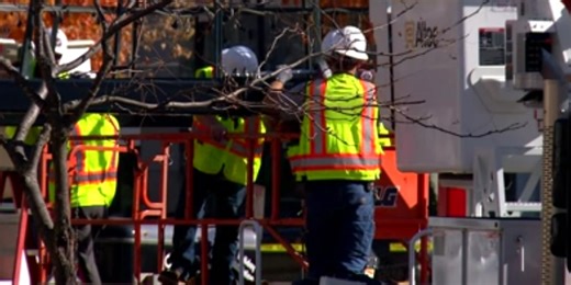 City crews install Christmas tree at Park Central Square in Springfield