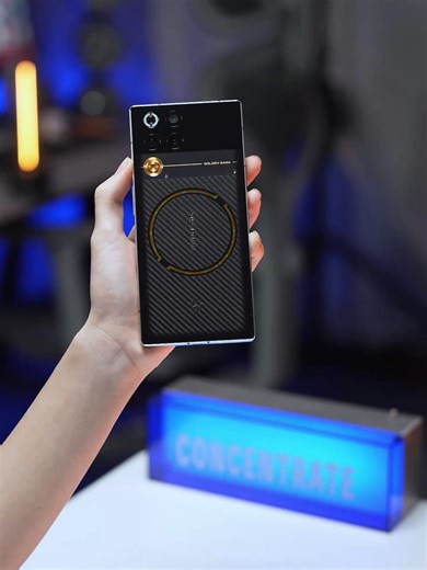 Unboxing the GOLDEN #REDMAGIC11Pro: A Painful Experience