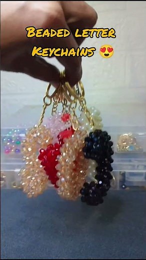 Alphabet Beaded Keychain Tutorial | DIY Name Keyring | Easy Handmade Gift Idea 🎀