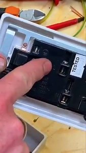 1.4K views · 22 reactions | Wiring up a Double Socket ...