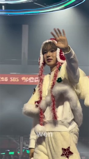 サクヤ on Instagram: "HE'S SO SMOOOOLLLLLLLLLLLL OMG 😭😭😭😭😭😭😭😭😭😭😭😭😭😭🤏 #sakuya #nctwish #princesakuya"