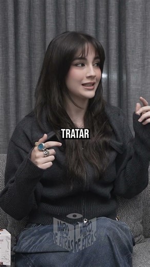 ¿Cómo super el miedo a que nada te sorprenda?👀 #mirodeatras #podcast #thewarningrockband