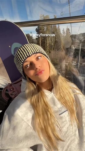 ★ 𝒜𝓃𝓃𝒶 𝐹𝒶𝒾𝓉𝒽 ★ | PLS I’m begging #snowboard #snowboarding #snowboardgirl #snowboarder #ski #skigirl #snowboardgirls #skitrip #skiresort #colorado | Instagram