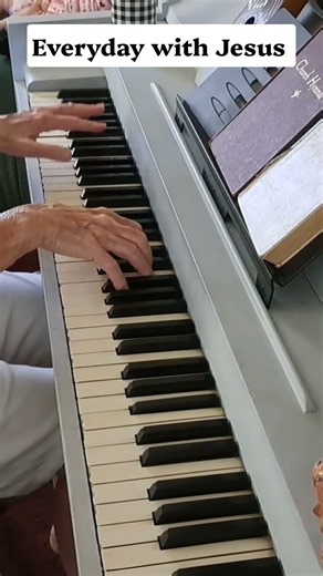 Everyday with Jesus (just piano) #gospelpiano #seniorliving #hymns #gospelsongs