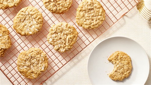 How to Make Soft Oatmeal Cookies