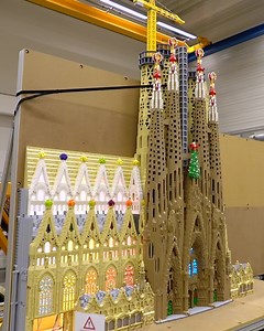 2.8K views · 153 reactions | Ein kleines "Behind the Scenes" Video von der LEGO Store Eröffnung in Barcelona  | LEGO | Facebook