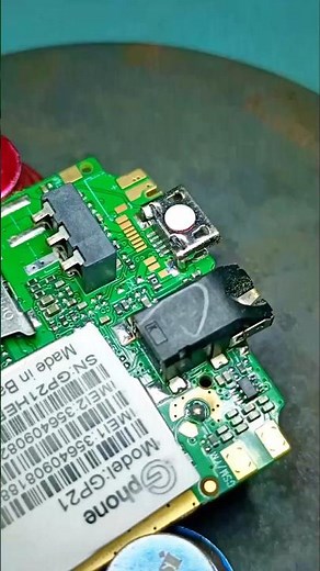 😲 Phone Not Charging? Fix It Now! #tech #repair #mobilerepair