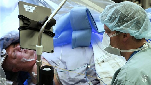 34K views · 374 reactions | A brain tumor diagnosis was made worse for Melissa Whiley of Gainesville, Florida when she was told the mass location made surgery to remove it dangerous, if not impossible. Then she learned about an operation that would make her an active part of removing her tumor. It's called "awake brain surgery." https://mayocl.in/39tpGNs | Mayo Clinic | Facebook