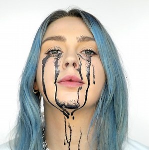 3M views · 1.9K reactions | 2019's most ICONIC last minute costumes  | Four Nine Looks | Facebook