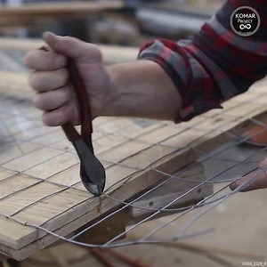 5.5M views · 4.3K reactions | How to Build a Wired Fence | komarproject | Facebook