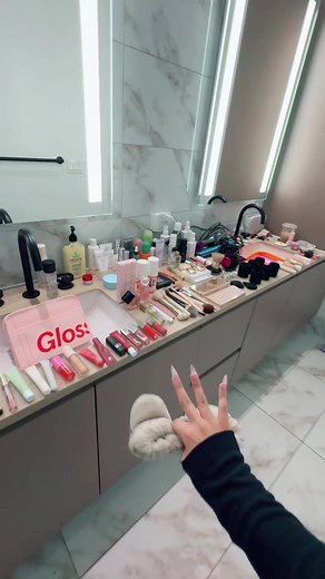 Unpacking and Organizing with Honeybobabear