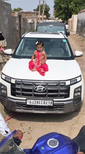me vari vari java🤗.cutie pie..Saba Noor♥️🥰