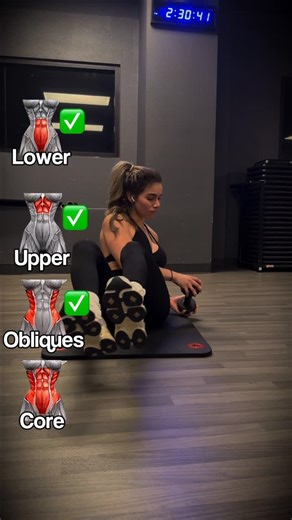 Nathaly Hernández on Instagram: "¿Quieres un core de acero pero no sabes por dónde empezar? 🔥 Deja de hacer 100 crunches básicos y prueba esta rutina 4-en-1. He diseñado este circuito para atacar cada zona de forma específica: 📍 Lower abs para esa definición baja. 📍 Upper para marcar los cuadros superiores. 📍 Obliques para reducir cintura. 📍 Full Core para estabilidad y fuerza real. Repite cada ejercicio por 45 segundos, descansa 15, ¡y hazlo 4 veces! 🥵 🔥 TIP EXTRA: Recuerda que el abdome