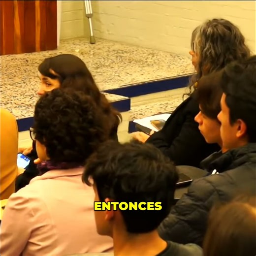 Ciencia Conciencia y Café | Drones Programables. Código Abierto para Estudiantes "Asociar la inteligencia artificial con tecnología programable no es solo una... | Instagram