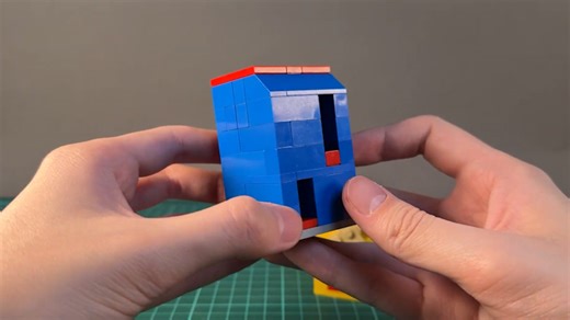 Building small LEGO vending machines