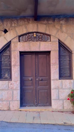 فيديوهات أنشأها mariahaddad👑 (@mariaazizhaddad) باستخدام original sound - mariahaddad👑