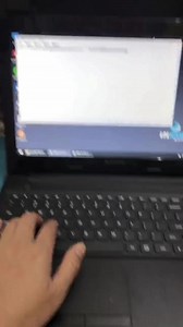 联想G50-80，键盘个别键失灵，更换原装键盘故障依旧，还是原来问题，经过测量键盘接口阻值发现有个点组值为0证明有断线，查看图纸，接口点直连IO62脚，飞线直连完美修复！#芯片级维修 #笔记本维修 #电脑 #联想 #diy电脑