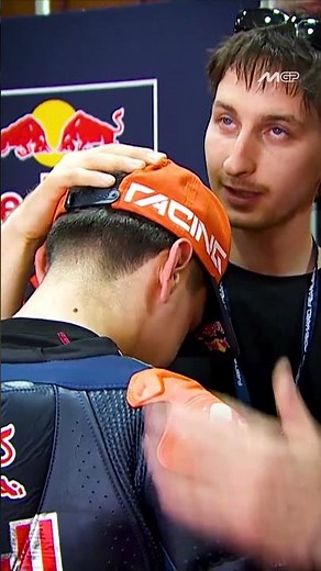 Perrone highsides out of contention in his home race 💔 | 2025 ArgentinaGP