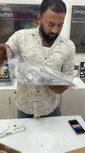 HP Omnibook 3 Unboxing By Happy Customer... #laptop #hpsmart #hp #hppower #smartphone #unboxing