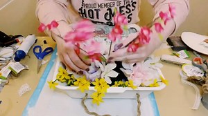 340K views · 3.8K reactions | So, I used a cat litter box from Dollar Tree to create this.... | Windy City Crafts | Facebook