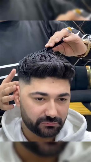 Easy Tutorials for Trendy Hairstyles