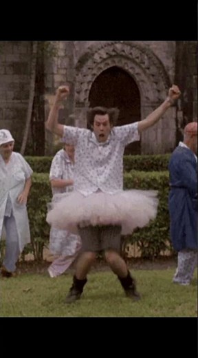 ITS FRIDAY ACE VENTURA DANCE MEME
