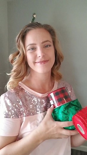 Christmas Tree Decorating Tutorial with Mesh, Ribbons, and Snowflakes