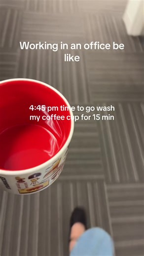 Navigating Office Life: Tips for Efficiency