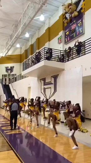 Last post for a while 💔 #cheerleading #cheer #fyp #bestofcheers #basketballcheer