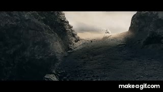 Gandalf's Arrival at the Battle of Helm’s Deep | Lord of the Rings: The Two Towers | Max on Make a GIF