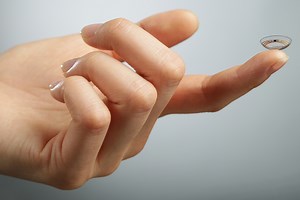 Google's smart contact lens one step closer to reality as licensing deal signed