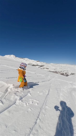 74K views · 2.2K reactions | One of Cashy’s first times truly riding powder #snowboarding | Rowley Adventures | Facebook