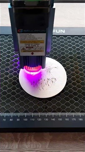 Eagle Design Engraved on to a Wooden Plate DIY