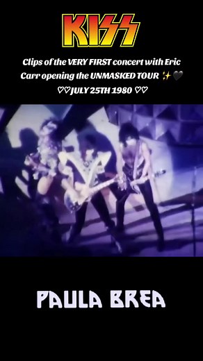 Hey, guys!!!! 🫶🏻🫶🏻💗💗 Here I bring some rare clips of the VERY FIRST Eric Carr's concert with KISS starting the UNMASKED Tour on New York, United States 💕💕 The concert was very special because of the new drummer and his makeup *The Fox* 🧡🧡 I really LOVED this video and I can really imagine how much Eric enjoyed with Ace, Paul and Gene HEHEHEHE 🧡💙💜❤️ Thanks for the support even if I'm in a flop again ❤️‍🩹❤️‍🩹 @KISS @Ace Frehley @GeneSimmons ♫︎♫︎♡︎♡︎ #KISSBand #EricCarr #AceFrehley #