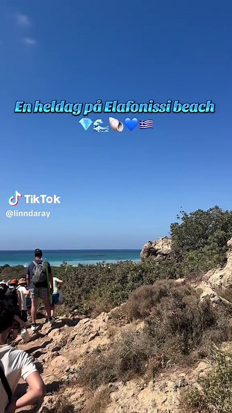 Dagen kickade igång tidigt för en ca 90 minuters bilfärd mot Elafonissi beach där vi hängde hela dagen. Fantastisk strand som är ett måste när man är på Kreta💎🌊🐚💙🇬🇷 #elafonissibeach #greece #crete #kreta #resa