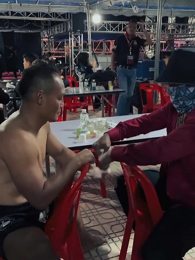 Muay Thai Legends: Buakaw vs. Saenchai Showdown
