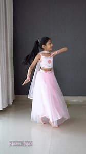 307K views · 21K reactions | Prepare to be impressed by this pint-sized dancer's amazing talent! #Dance #Choreography #BollywoodClassics #BollywoodHits #IndianChoreography #IndianDance #MelodiousPerformance #SoulfulMelodies #MusicalTribute #ModernClassics #IndianMusic #IndianSingers | Saregama | Facebook