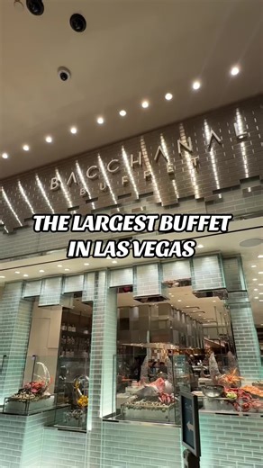 Explore the Bacchanal Buffet: Largest in Las Vegas