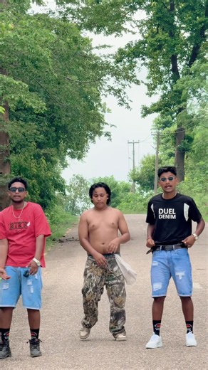 Left right😆 #motu@ঔৣ☬Mr.MaNu☬ #brother @dancer biru #englishsong🫶 #sangamfans #💝