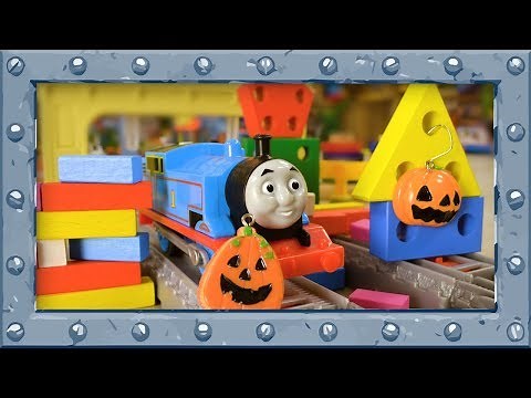 Thomas the Tank Engine | Shapes Learning with Wooden Toys | Halloween Episode | Thomas and Friends